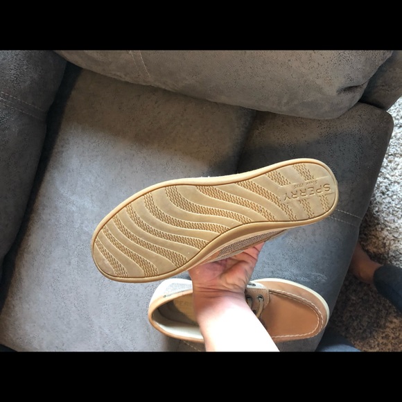 Sperry’s - Picture 4 of 5